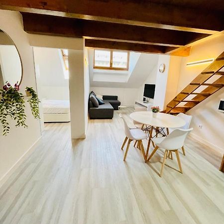 El Atico Nuevo En El Centro Con Ascensor, Garaje, Aire Acondicionado Y Wifi Apartment Biescas  Exterior photo